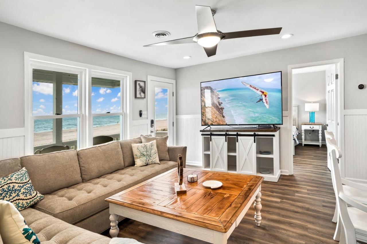 Vila Ocean Daze - Sleeps 22, Direct Oceanfront, Renovated May 2022 Holden Beach Exteriér fotografie