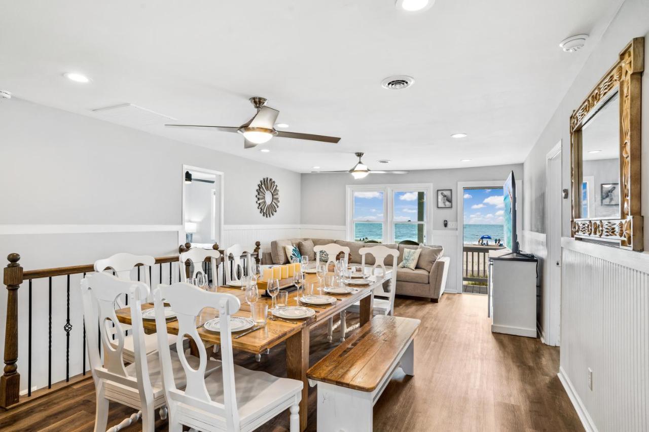 Vila Ocean Daze - Sleeps 22, Direct Oceanfront, Renovated May 2022 Holden Beach Exteriér fotografie